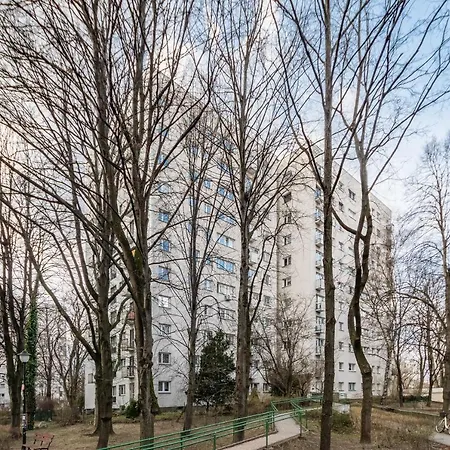 Broniewskiego 24a By Homeprime Apartment Warsaw