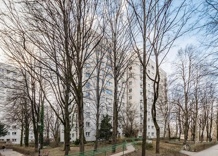 Broniewskiego 24a By Homeprime Apartment Warsaw