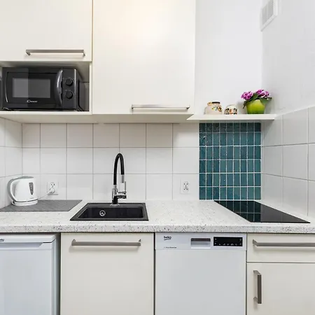 Broniewskiego 24a By Homeprime